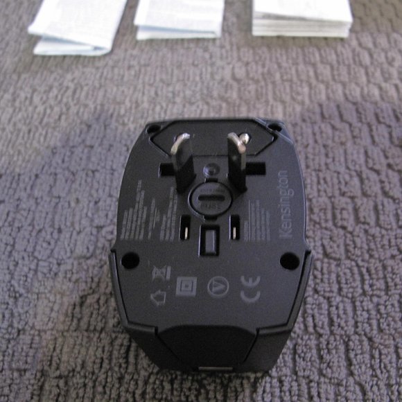 Kensington International Travel Adapter power adapter - BS 1363, NEMA 1-15, Eur - Picture 8 of 16